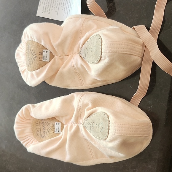 Ballet shoes - Picture 3 of 4